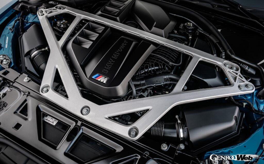 M3 コンペティション M xDrive ツーリングに搭載される3.0リッター直列6気筒ツインターボエンジンに専用チューンを施し、最高出力は550PSを発揮する。