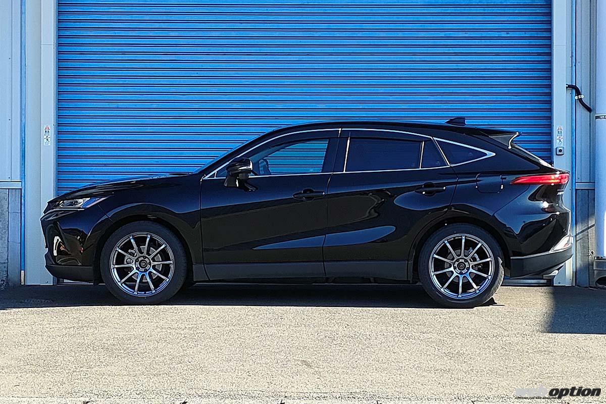 ローダウンだけでなくリフトアップにも対応！」ハリアー＆RAV4用の高