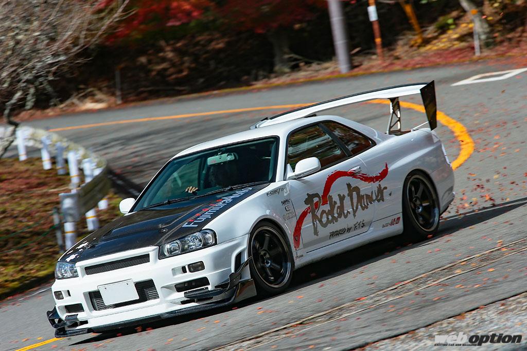 スポーツ走行を中心に20万キロ以上を走り続けるBNR34」コンディション