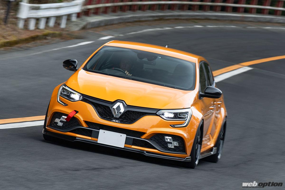 シビックタイプRのライバルを試す！」ルノーメガーヌRSのファイン