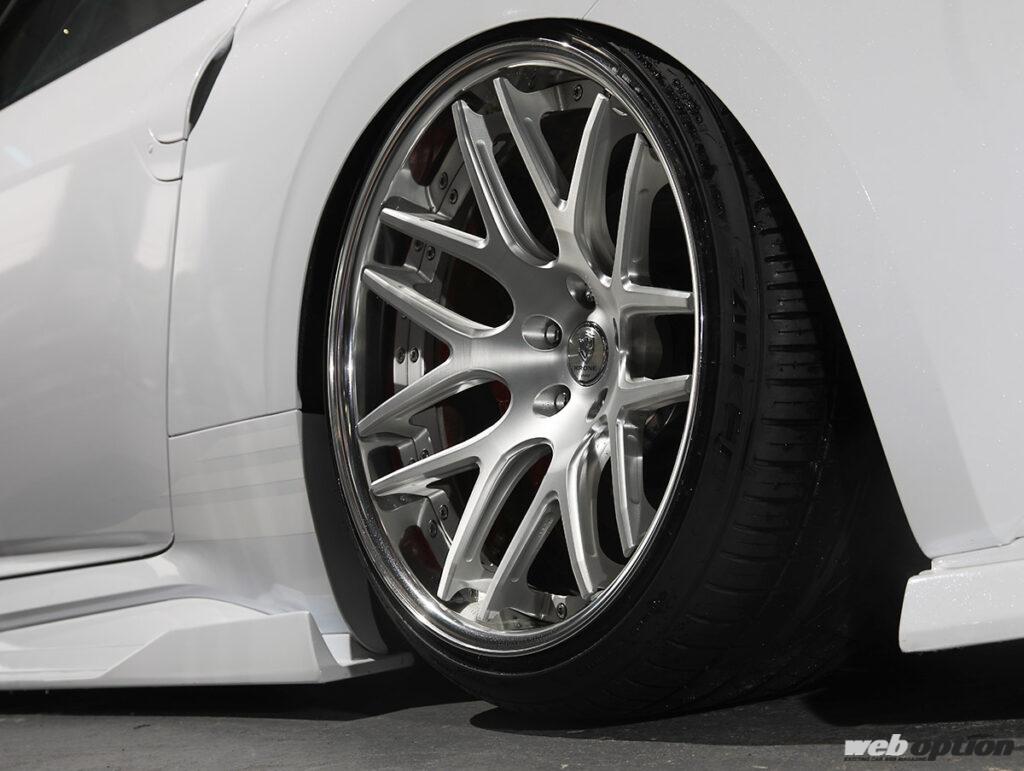 RZ34がマッシブに大変身！」クールレーシング渾身のボディキットが