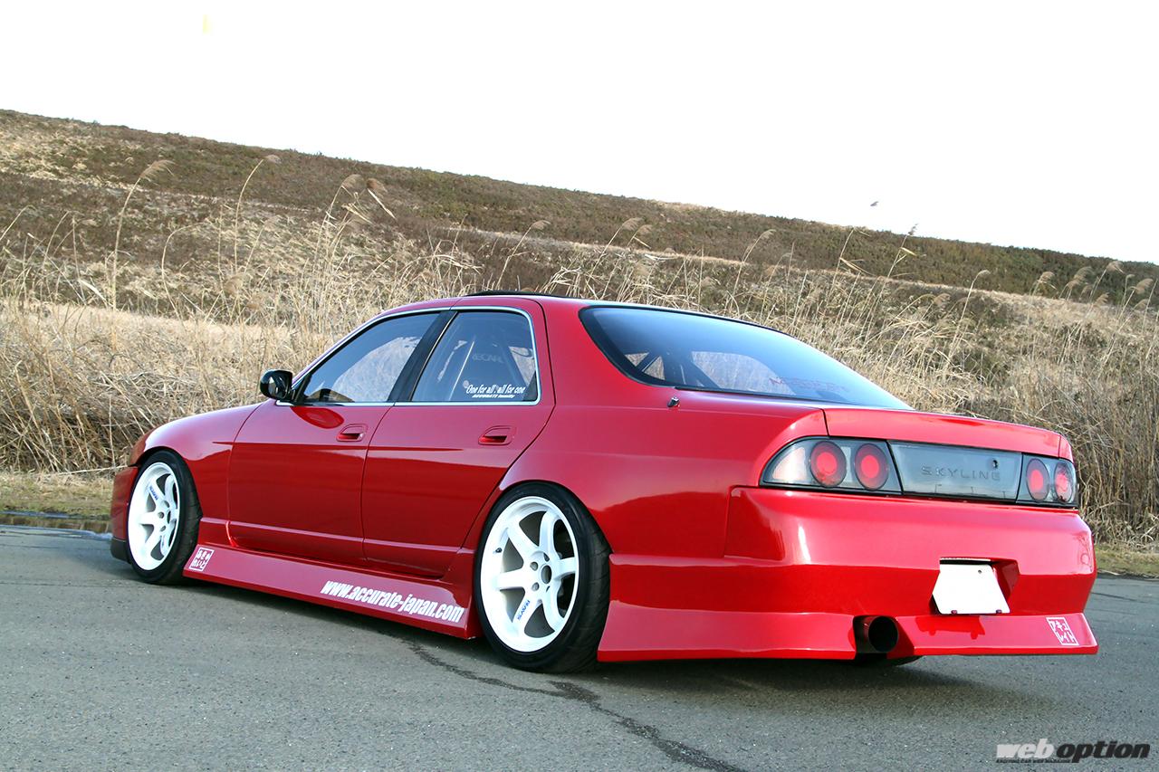 赤字r33 不人気なR33型スカイラインセダンでもココまで出来る！」心臓部は