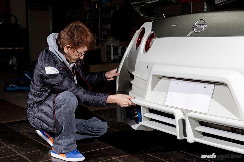 ステルスグレーのGT-Rが大量発生！」新作パーツ盛り沢山のトップ