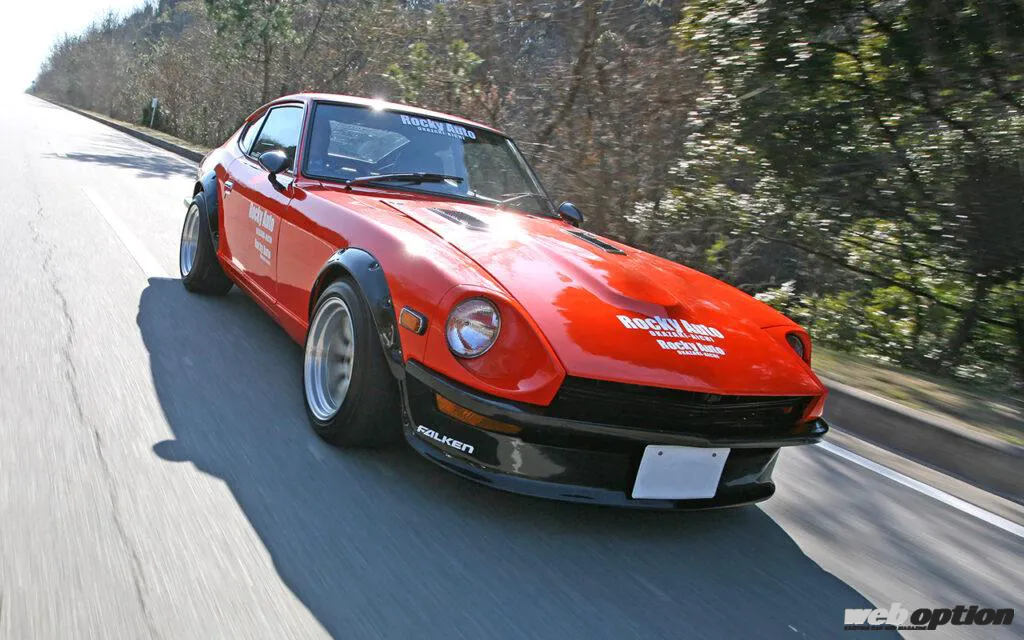 「旧車のストレスを排除したS30Z、現る」エアコンもパワステも完備！心臓部は安定感抜群のRB25改6スロ仕様!!