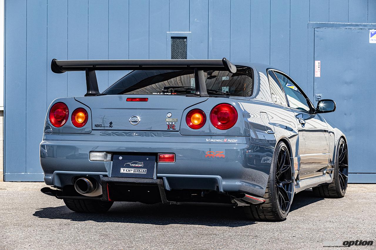 ベースは超希少なBNR34 VスペックIIニュルの雨天未走行車