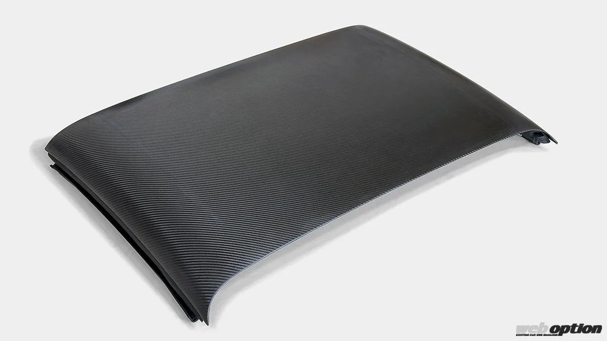 S660に究極の軽さを！」純正ロック機構を生かせるドライカーボン