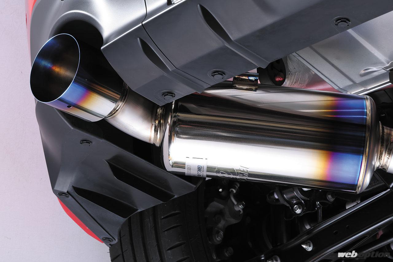 フルチタンで圧倒的な軽さと排気効率を実現！」東名パワードが