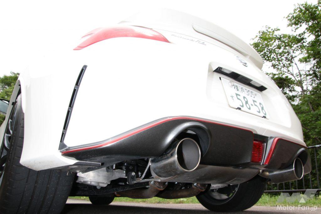 ニスモ専用のフルデュアルエキゾーストシステム