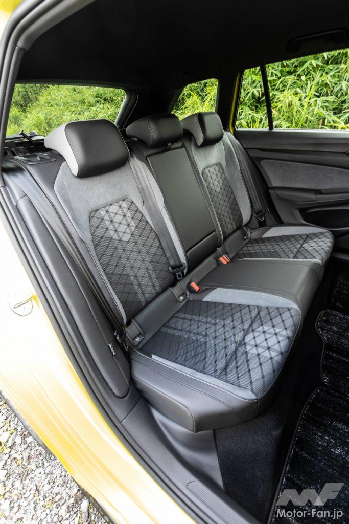 フォルクスワーゲン ゴルフ ヴァリアントの後席