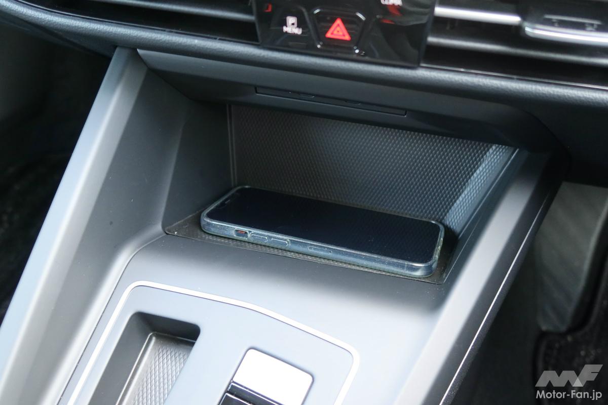 フォルクスワーゲン ゴルフ ヴァリアントのトレー