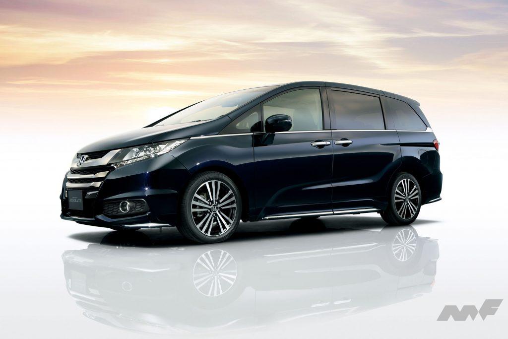 2013年10月デビューの五代目ホンダ・オデッセイアブソルート