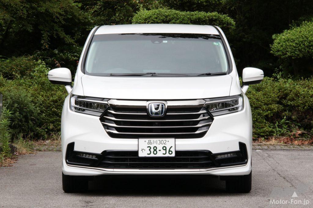 全幅:1820mm、フロントトレッド:1560mm