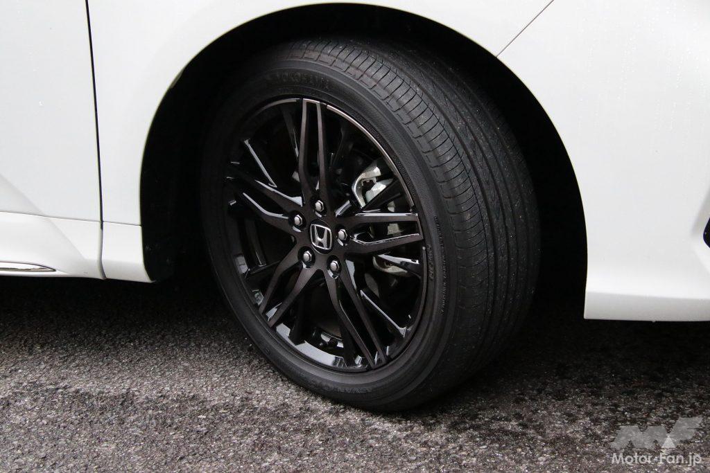 テスト車両は225/50R18 95Vのヨコハマ・アドバンdB V-551Vを装着