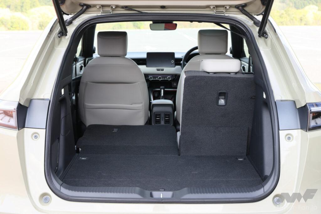 ホンダ ヴェゼルの荷室