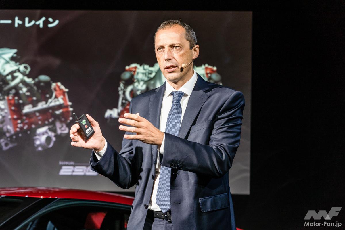 フェラーリ 296GTB