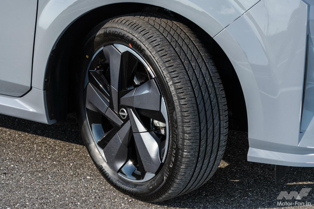 日産ノート オーラ