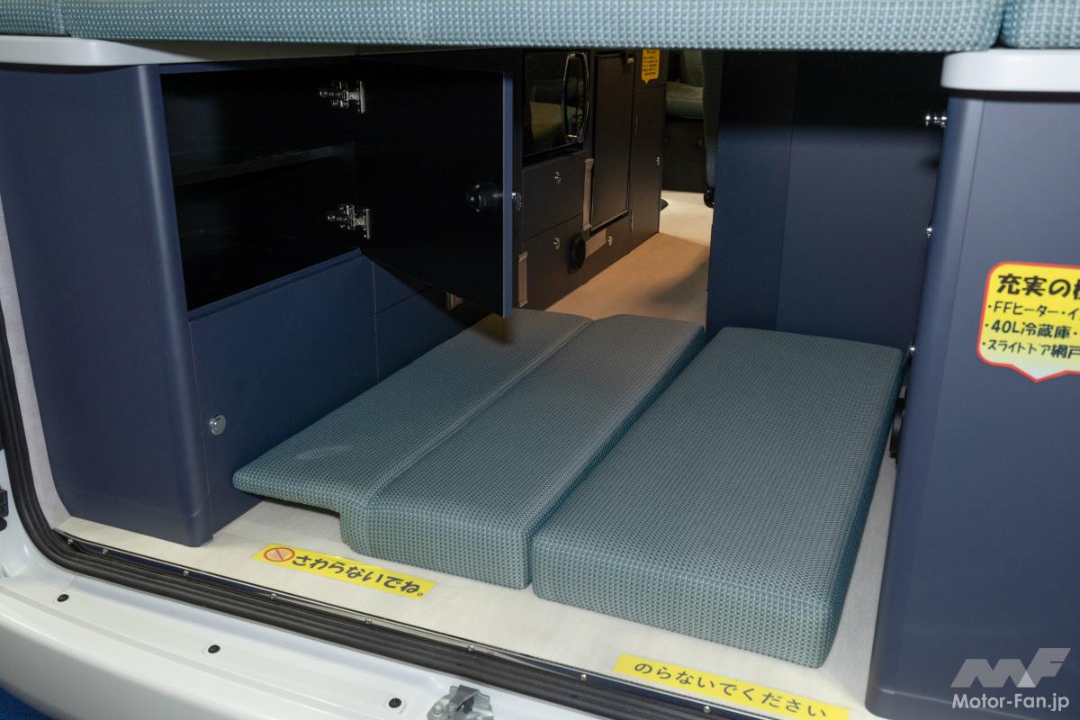 ホワイトハウス エスコート