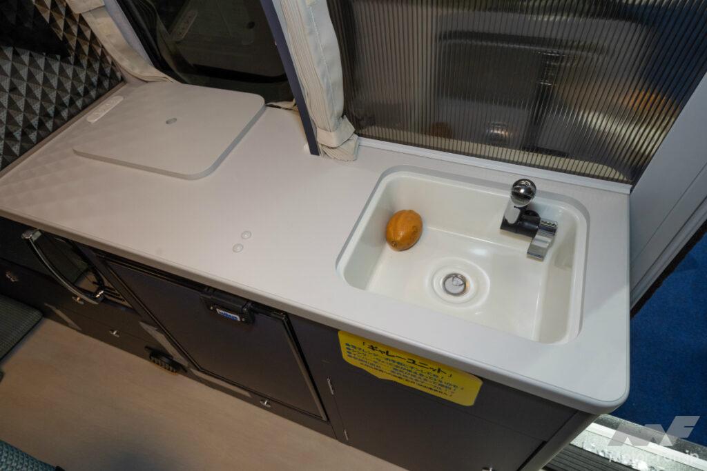 ホワイトハウス エスコート