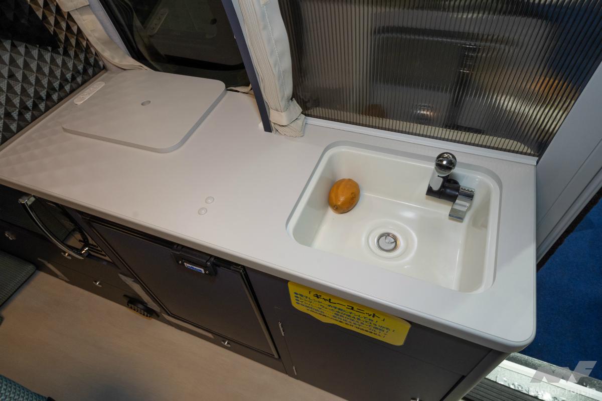 ホワイトハウス エスコート