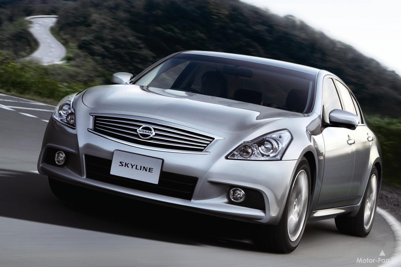 V36スカイライン セダン後期インフィニティ　フロントグリルエンブレム ◎特別仕様◎ 日産 V36 スカイライン 後期 ミッドナイト ブラック 純正