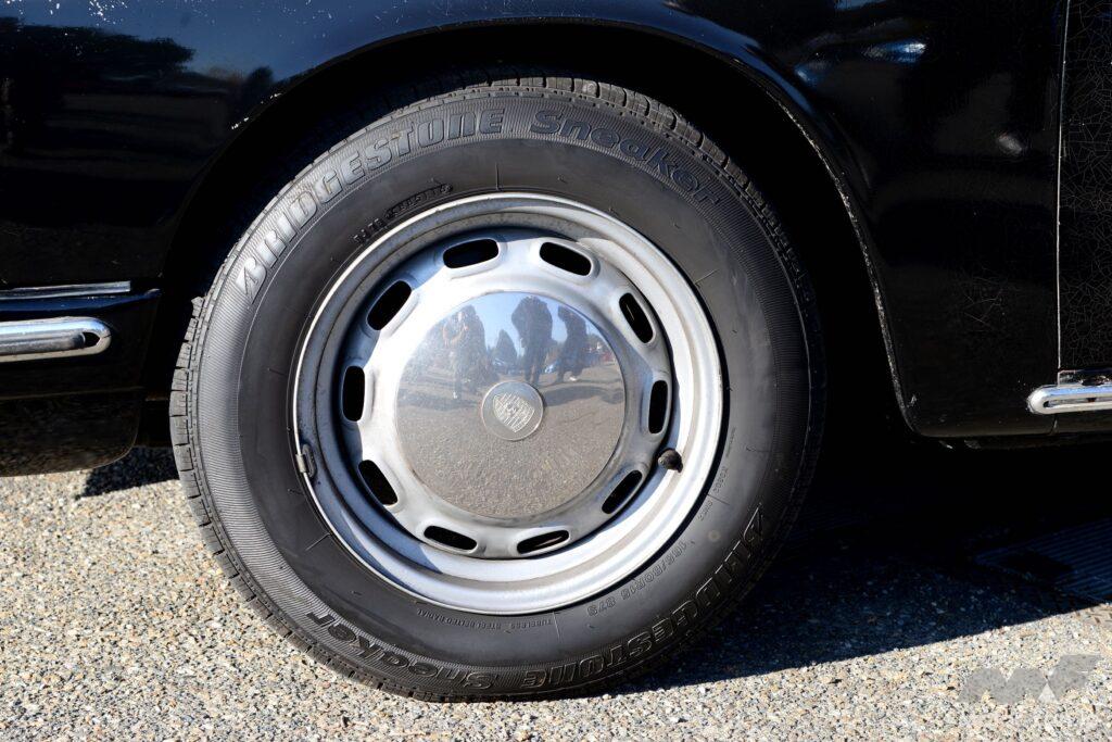 ニューイヤークラシックカーミーティング