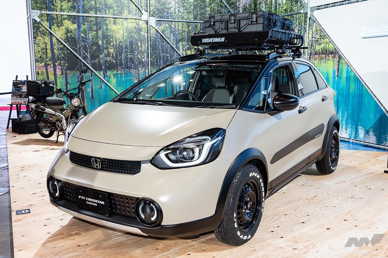 フィット e:HEV クロスター カスタム