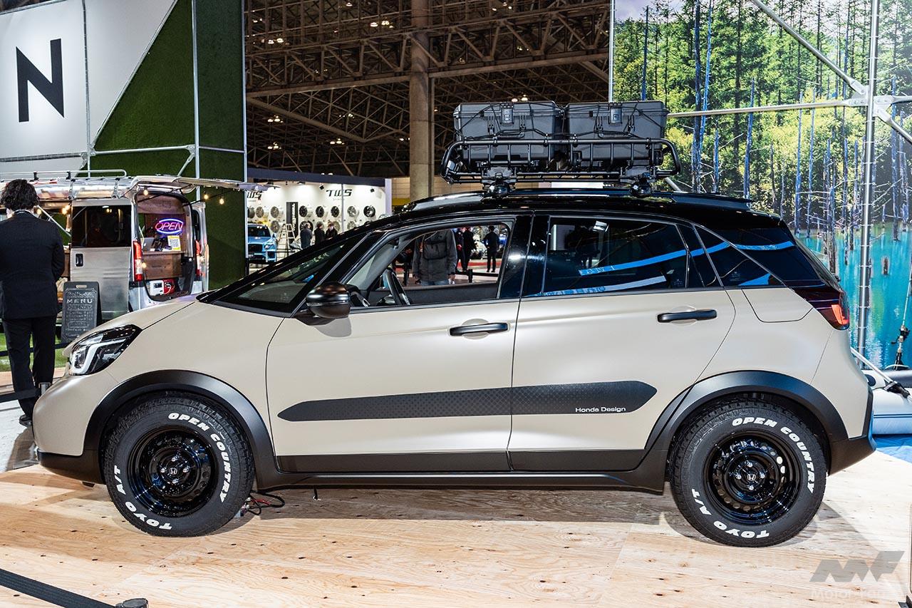 フィット e:HEV クロスター カスタム