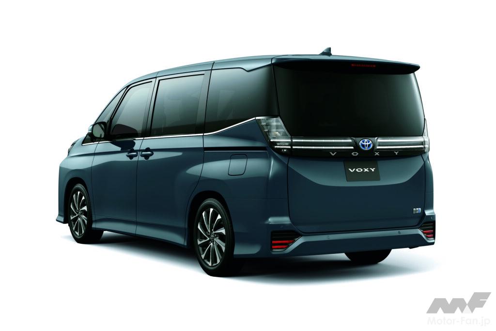 新型ヴォクシー・エアロ仕様のリヤまわり