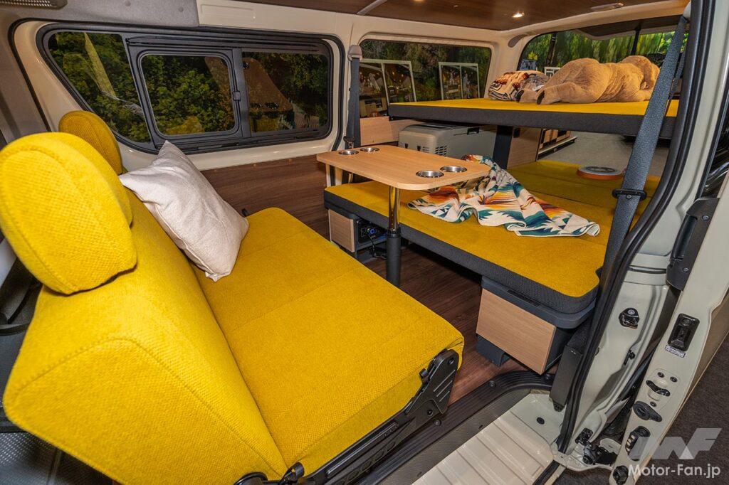 キャンピングカー