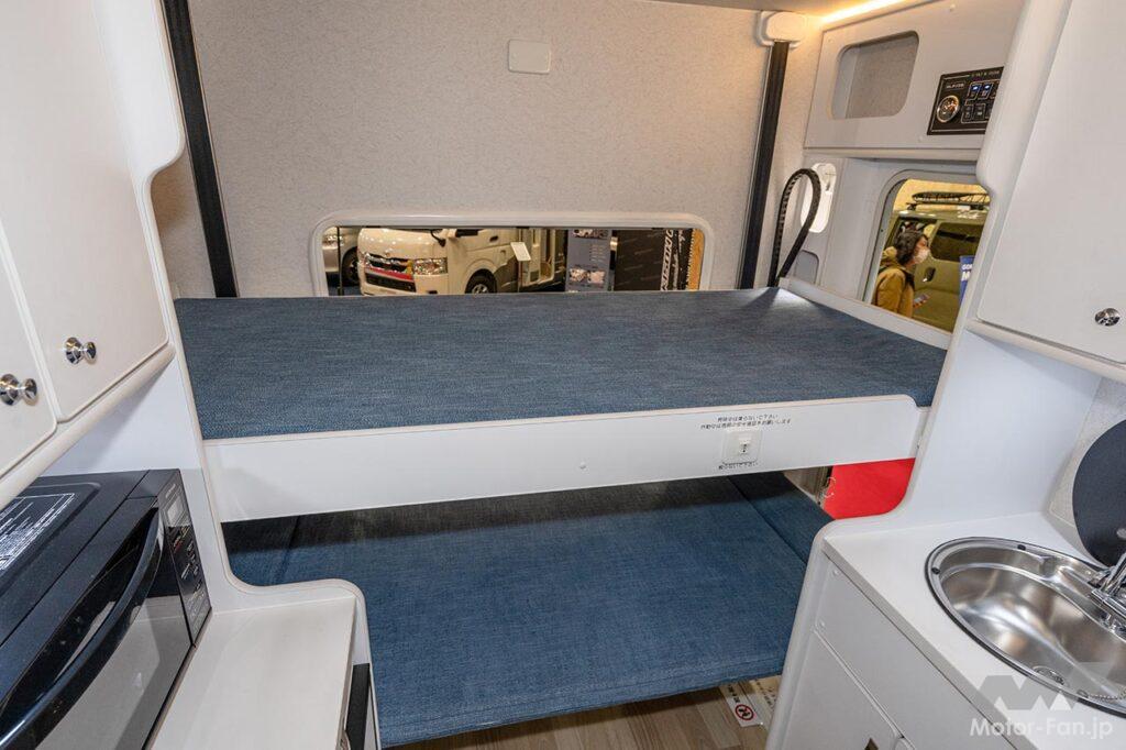 キャンピングカー