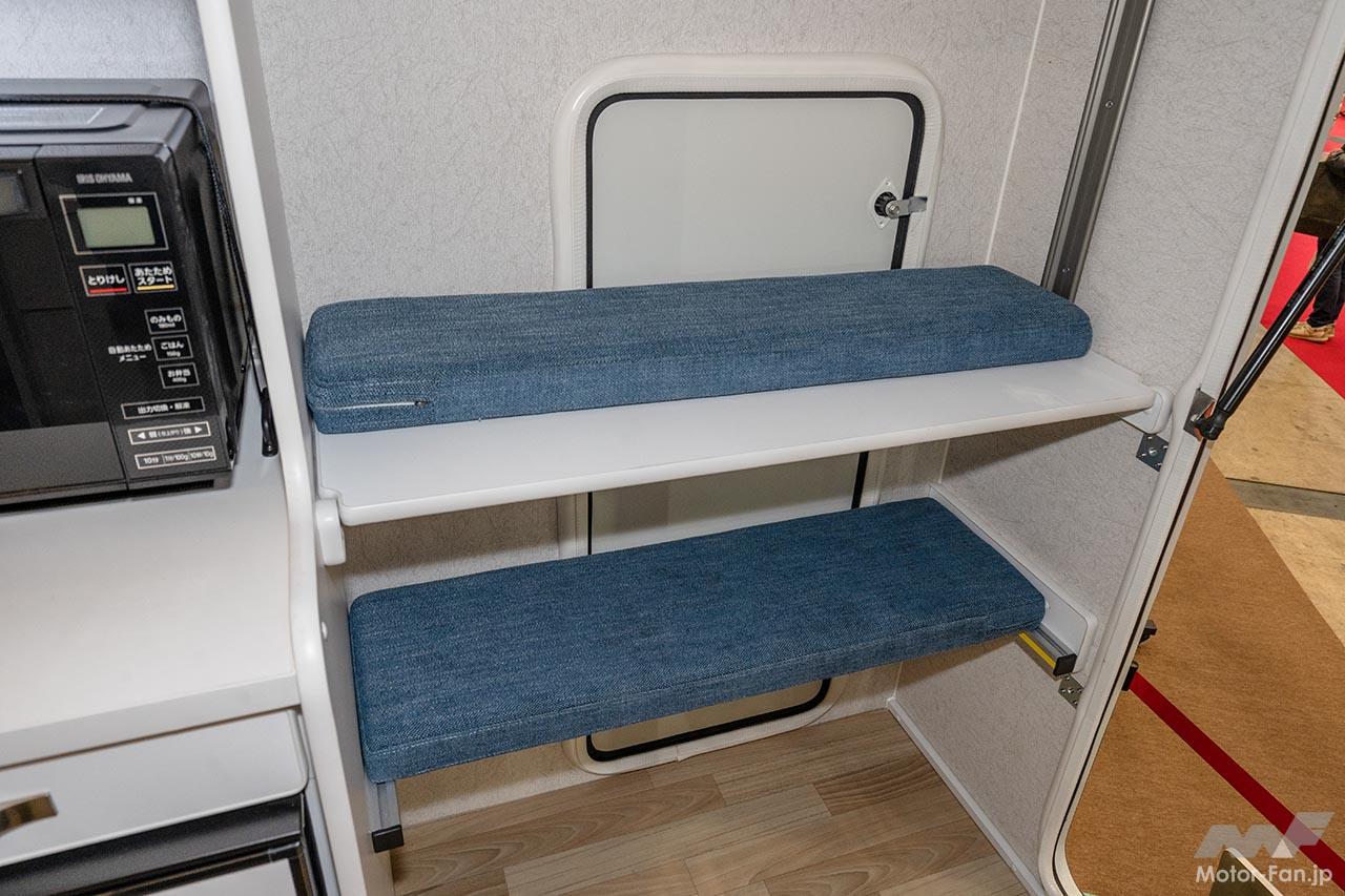 キャンピングカー