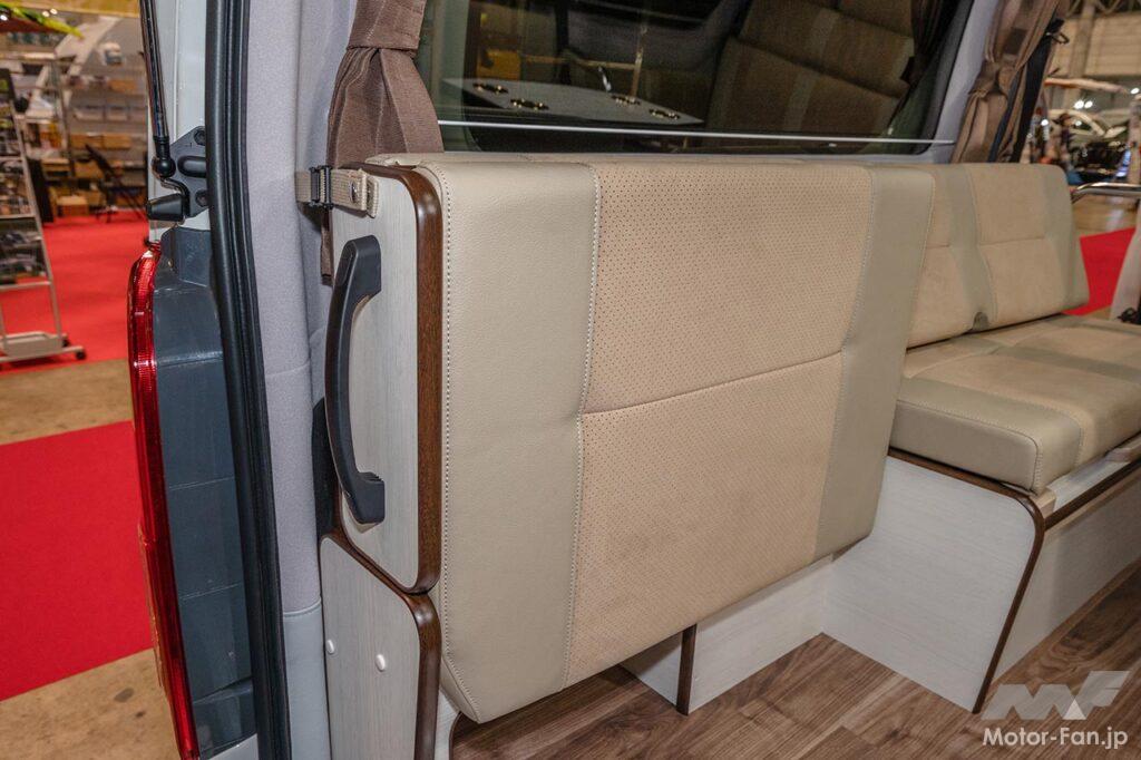 キャンピングカー