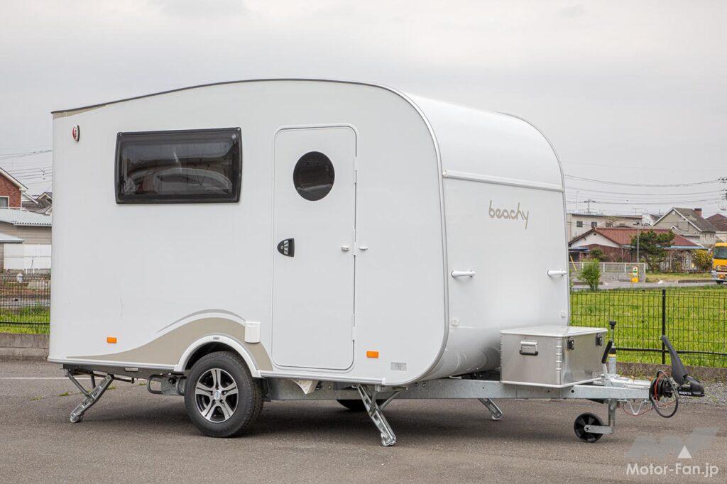 キャンピングカー