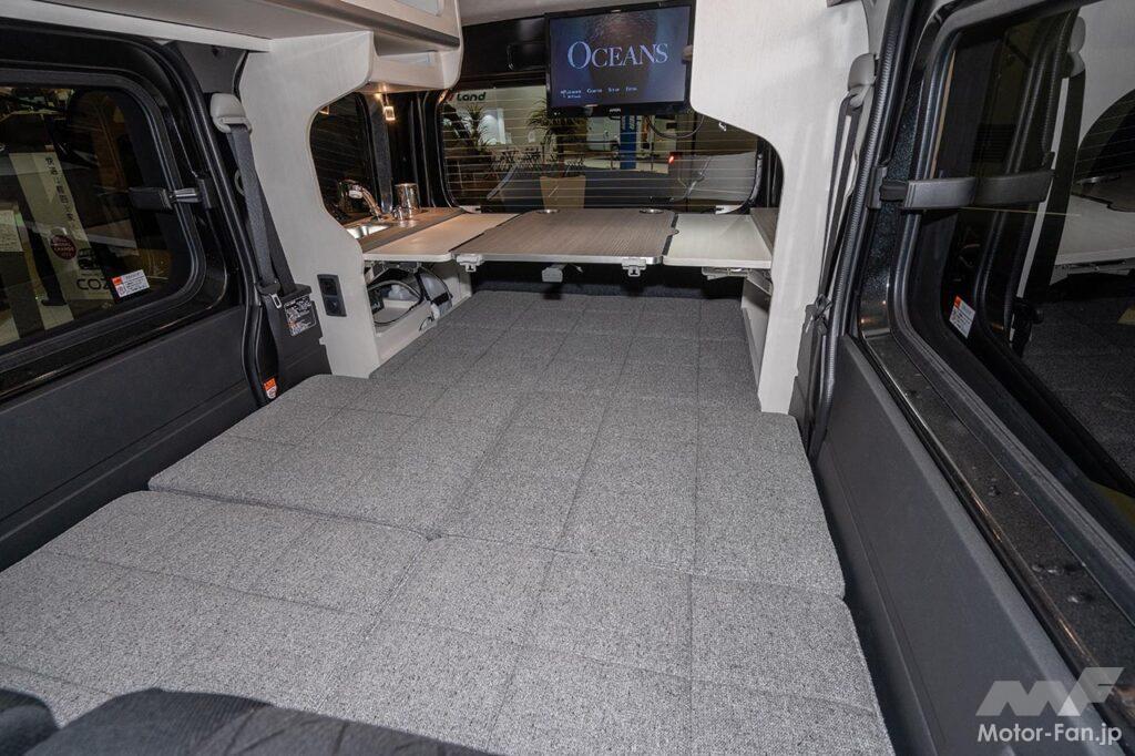 キャンピングカー