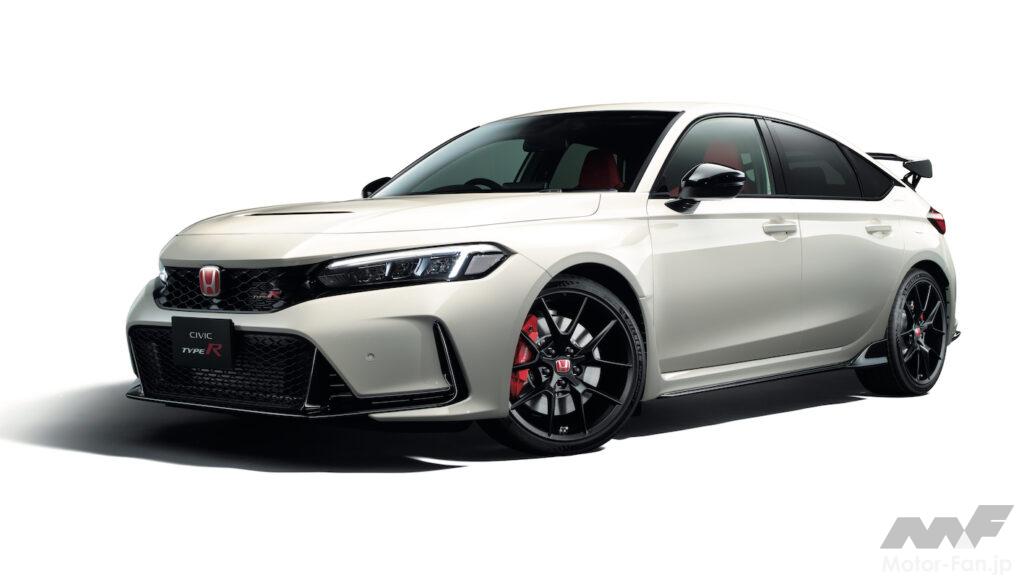 ホンダ新型シビック タイプR、3本出しマフラー「トリプル