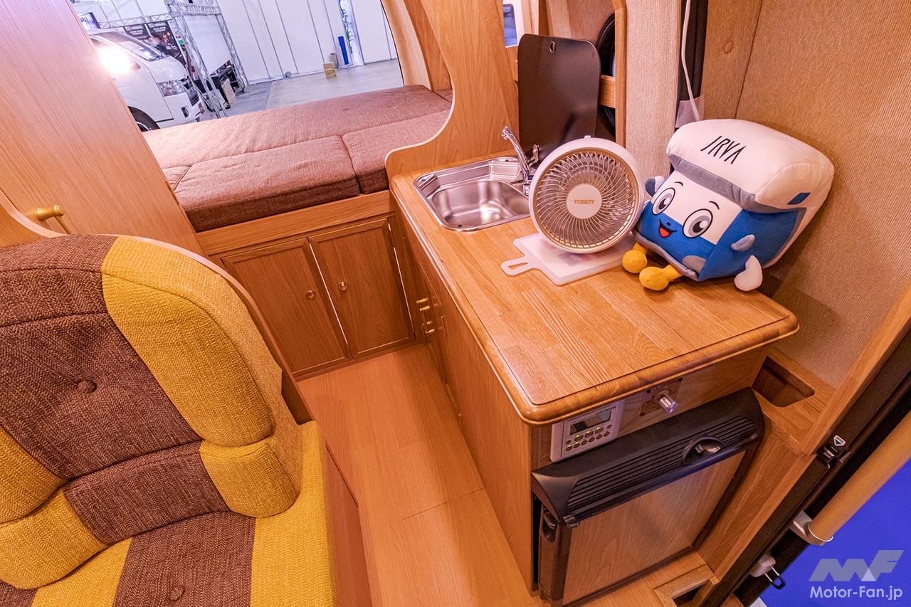 キャンピングカー