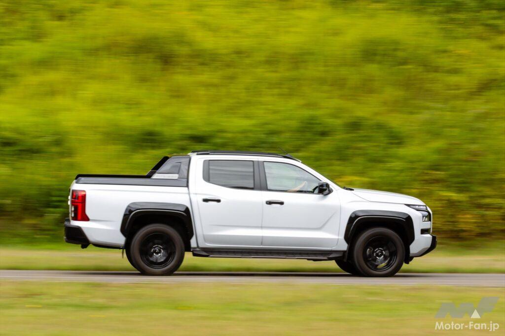 三菱トライトン