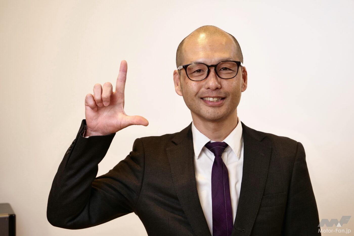 オンラインで「繋がる」楽ナビに進化したことで、地図更新や検索機能がもっと便利に！「車内Wi-Fiスポット」機能にも対応しています（山内さん）