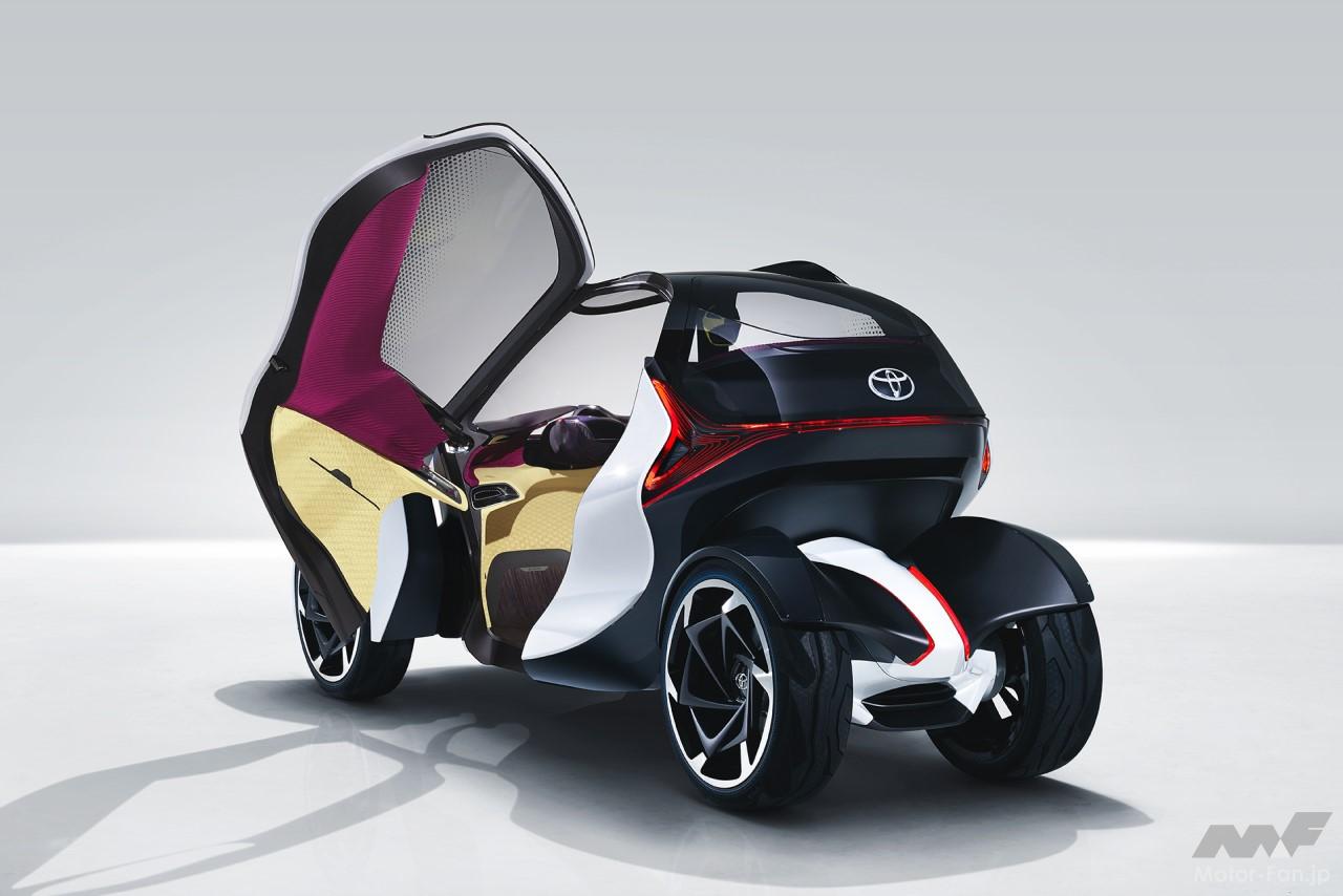 TOYOTA i-TRIL