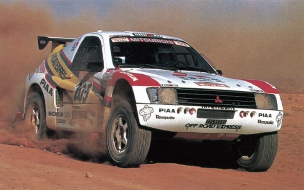 三菱・パジェロ