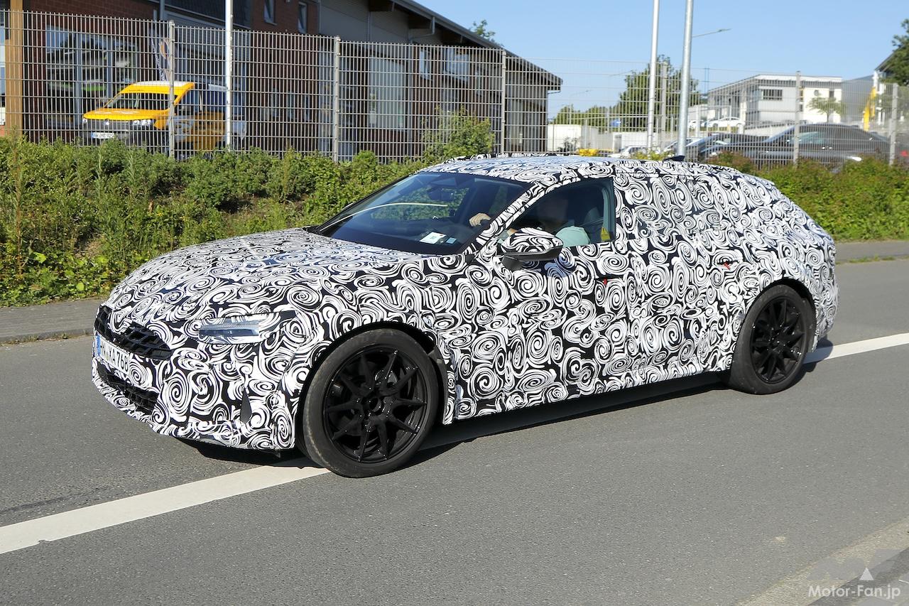 アウディ A7 オールロード　開発車両　スパイショット