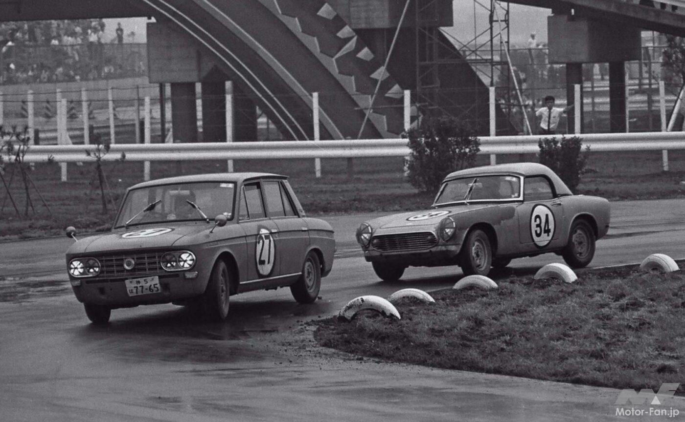 T-Iレース、#27津々見友彦ブルーバードVS.#34寺西孝利ホンダS600