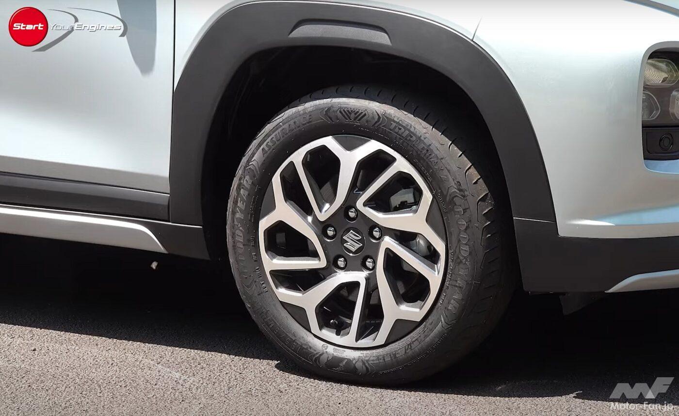 スズキ新型フロンクス