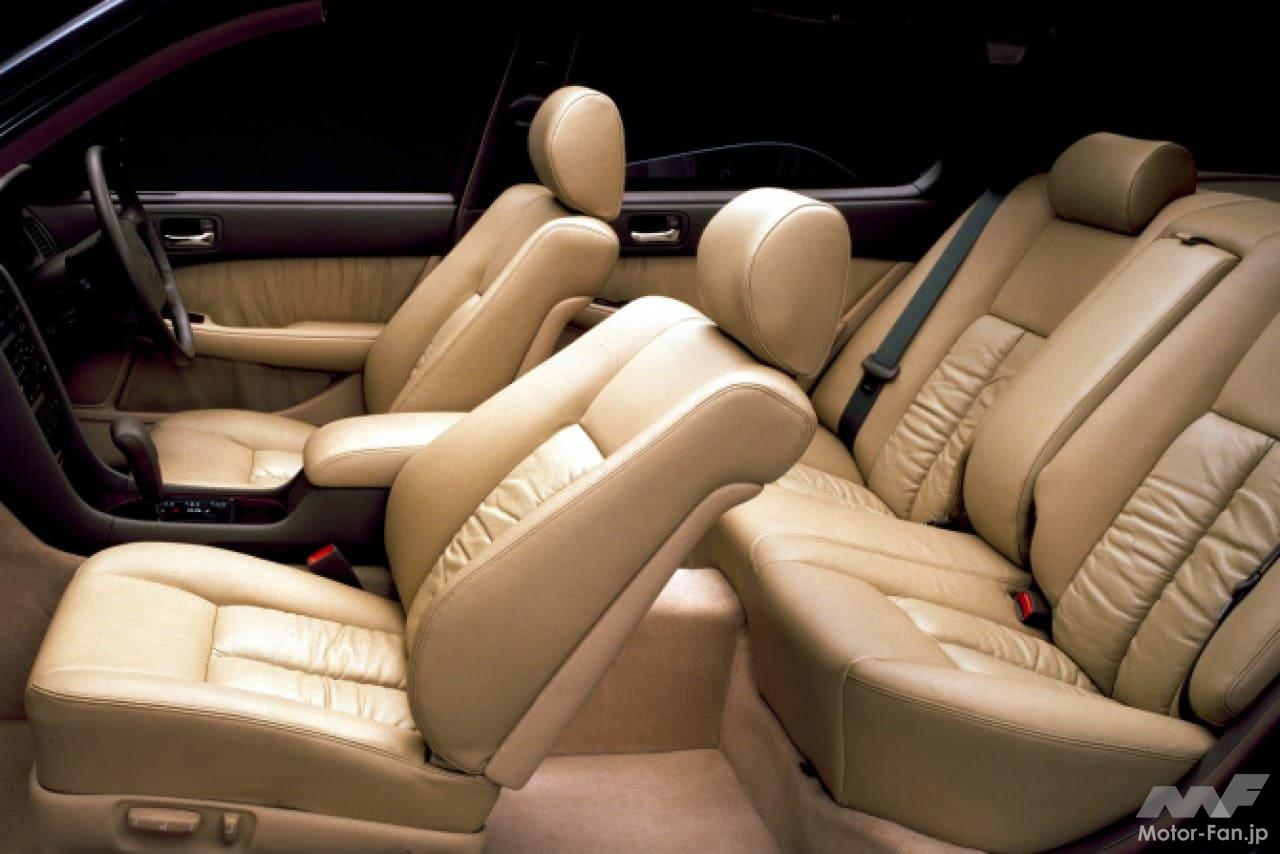 トヨタ「セルシオ」