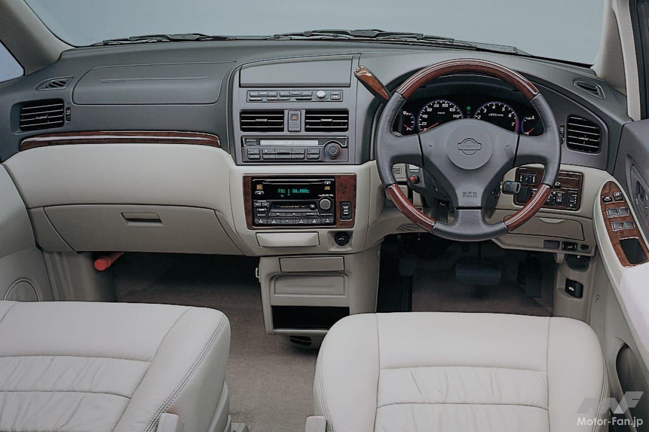日産「バサラ」のコクピット