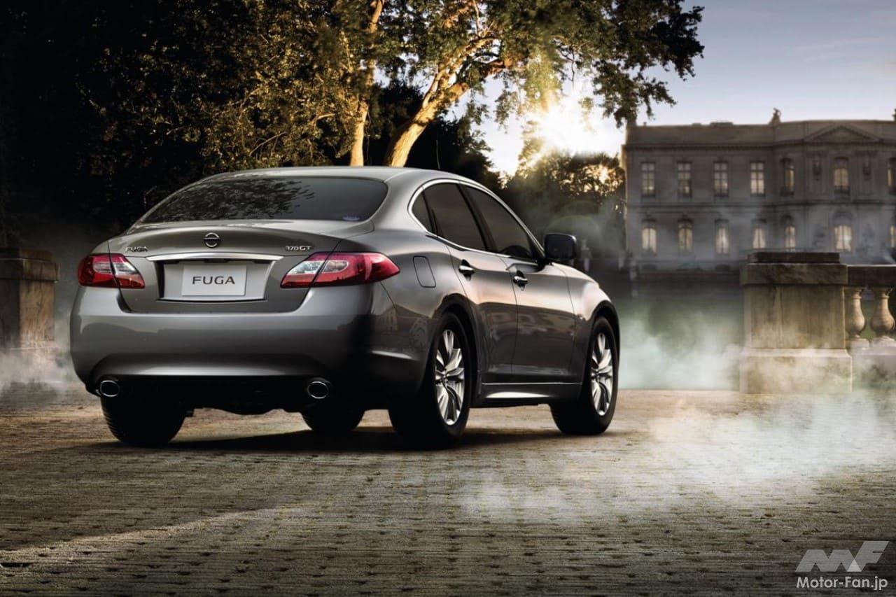 日産2代目「フーガ」のリアビュー