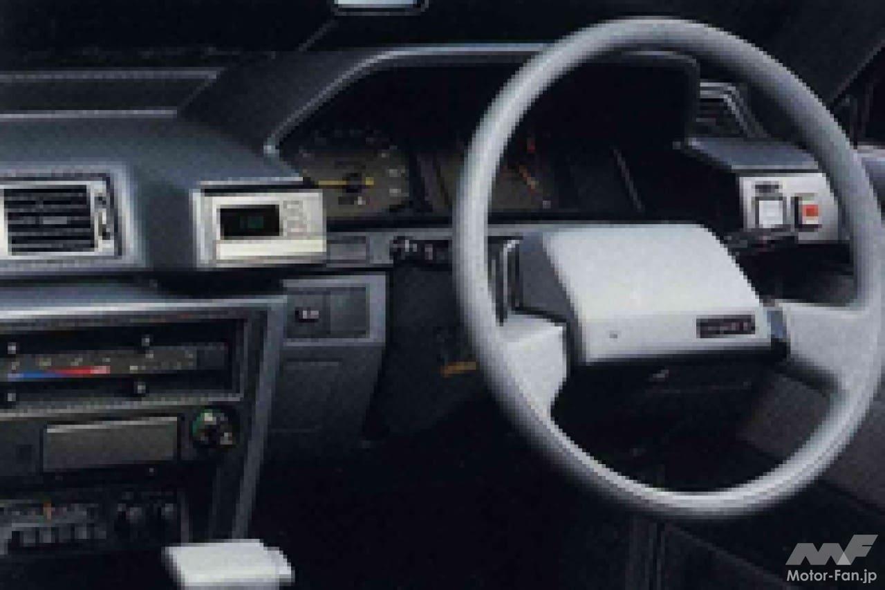 トヨタ5代目「マークIIワゴン」のコクピット