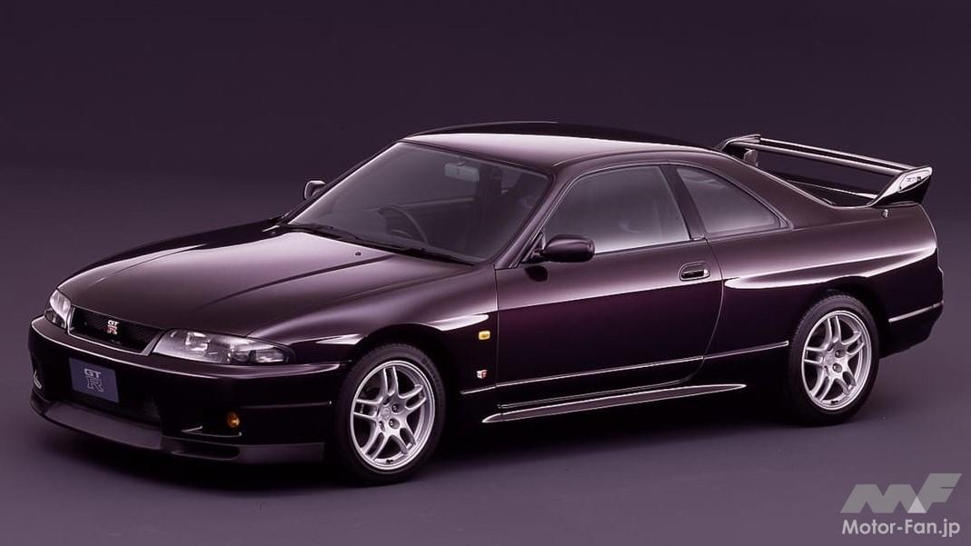 日産4代目(R33型)「スカイラインGT-R」