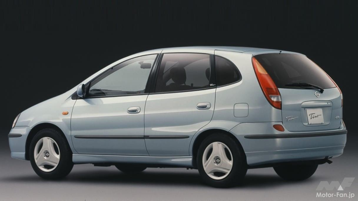 日産「ティーノ」