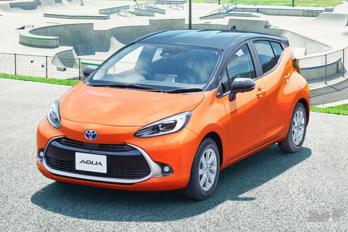 燃費のアクア vs. 広さのフィット！“あなたにとってのベストバイ”を